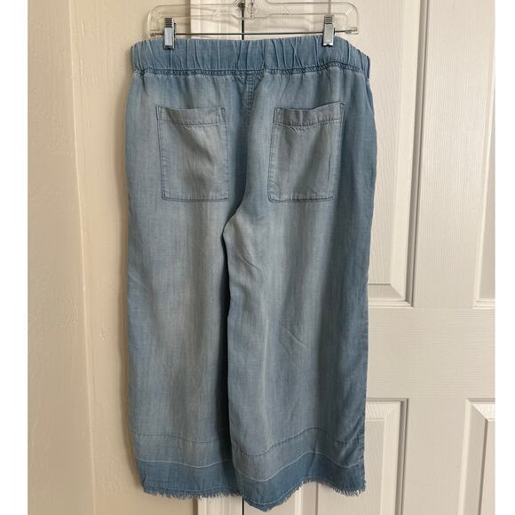 Cloth & Stone Tencel Pull On Chambray Cropped Pants Medium Drawstring - Picture 3 of 6